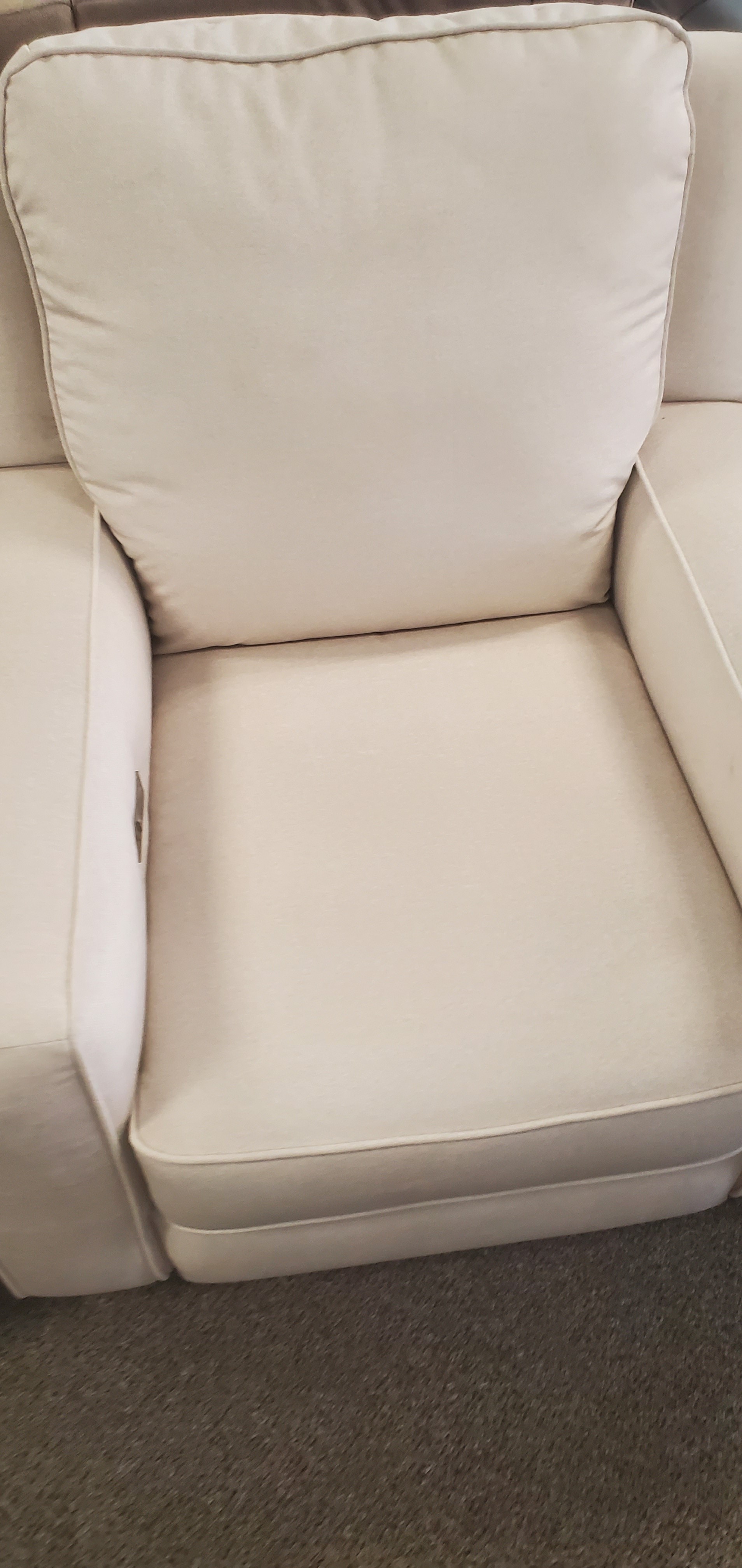 Southern Motion Soft White Recliner